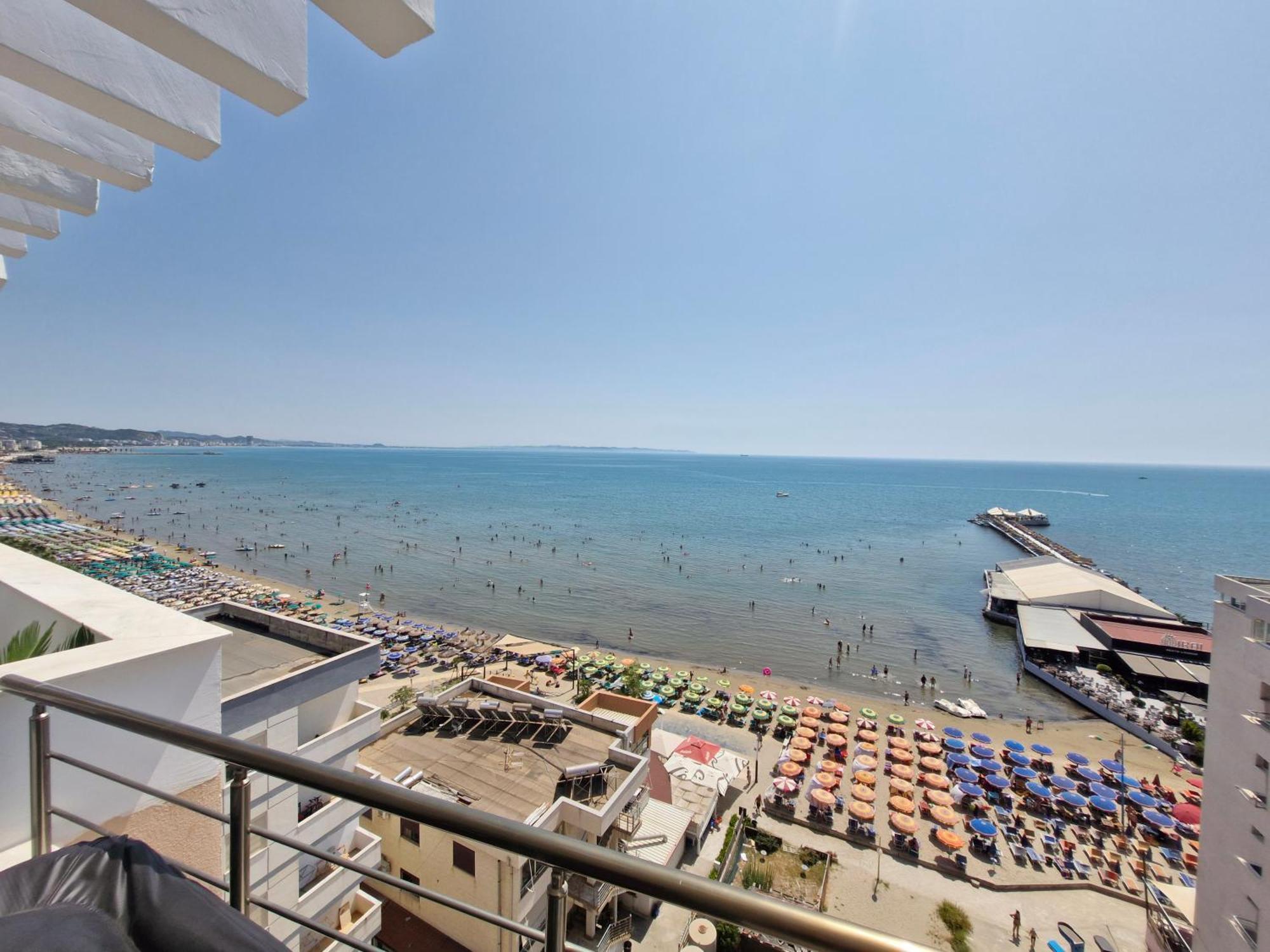 Luxury Penthouse Villa Durres Exterior photo