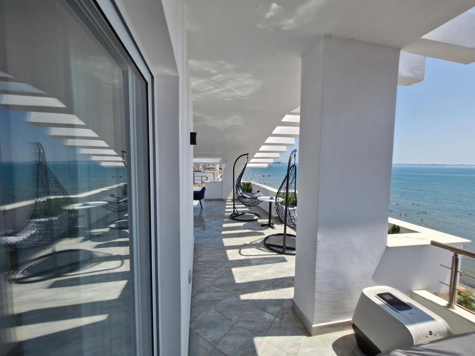 Luxury Penthouse Villa Durres Exterior photo
