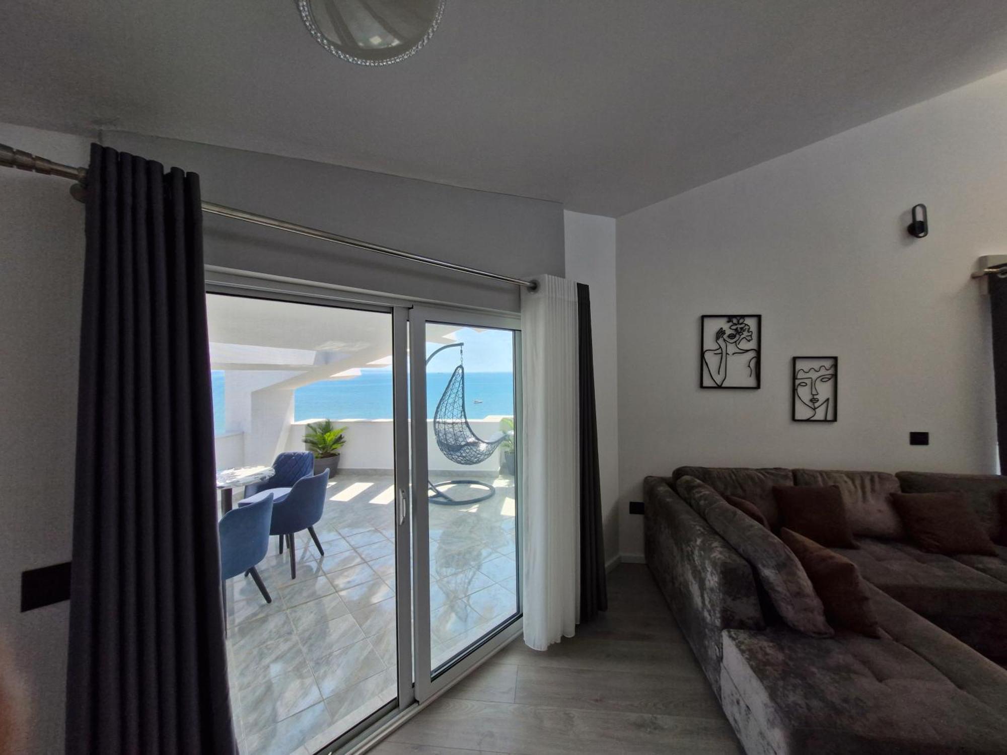 Luxury Penthouse Villa Durres Exterior photo