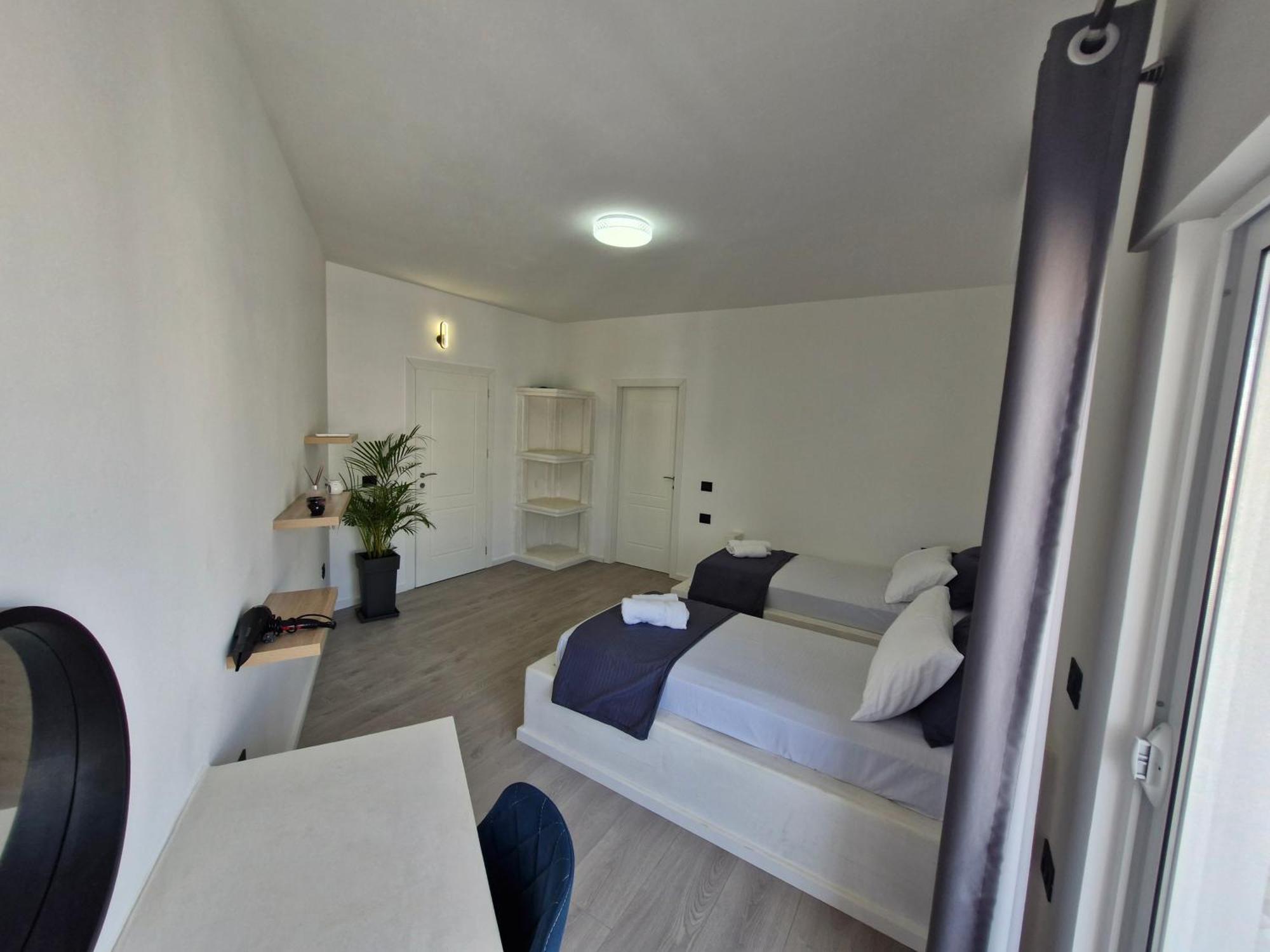 Luxury Penthouse Villa Durres Exterior photo